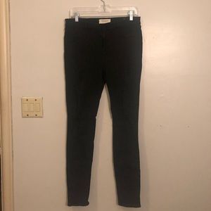 PacSun Distressed Black Jeggings